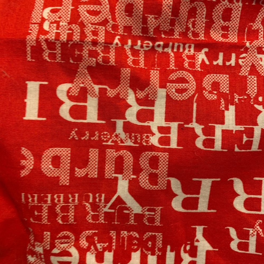 Brand new never used Burberry scarf bandanna mask - Picture 4 of 5